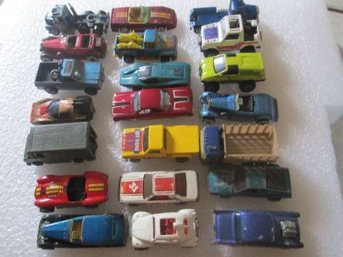 HOT WHEELS X 21