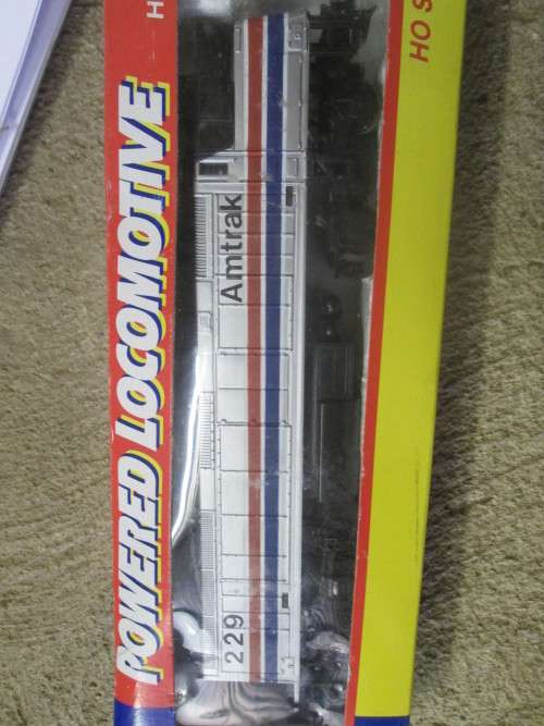 life like f 40 diesel locomotive