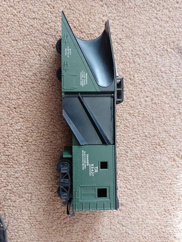 TRIANG items for model railroad