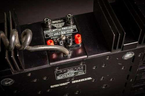 Bryston 4B Solid State Power amplifier 400W x 2