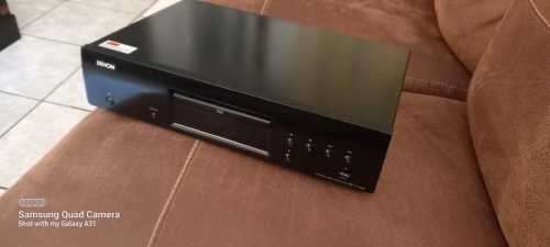 DENON DBT-1713UD 3D BLURAY PLAYER + 5 free blu ray movies (No remote)