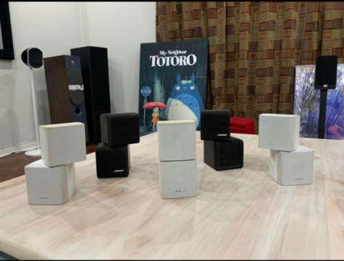 BOSE DOUBLE CUBE SPEAKER (2x black 3xWhite)