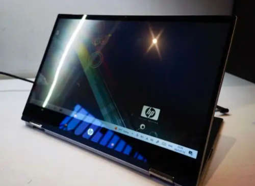 AS NEW!*STUNNING!*HP PAVILION X360*PENTIUM GOLD 7505*TOUCHSCREEN*FLIP*ROTATE*4GB DDR4*256GB SSD