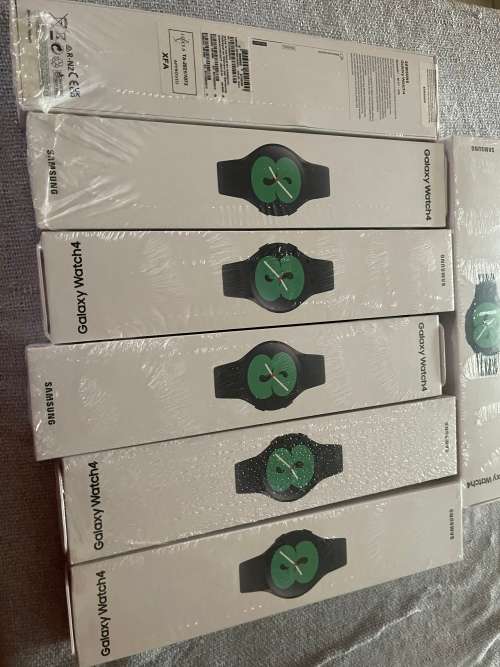 Samsung watch 4 40mm Brand New