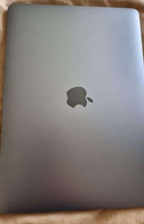 Apple MacBook Air 13` 2020 M1 (battery count 32)
