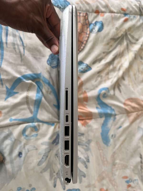 HP  Pavillion X360 14inch i5 8th Gen (please read add)