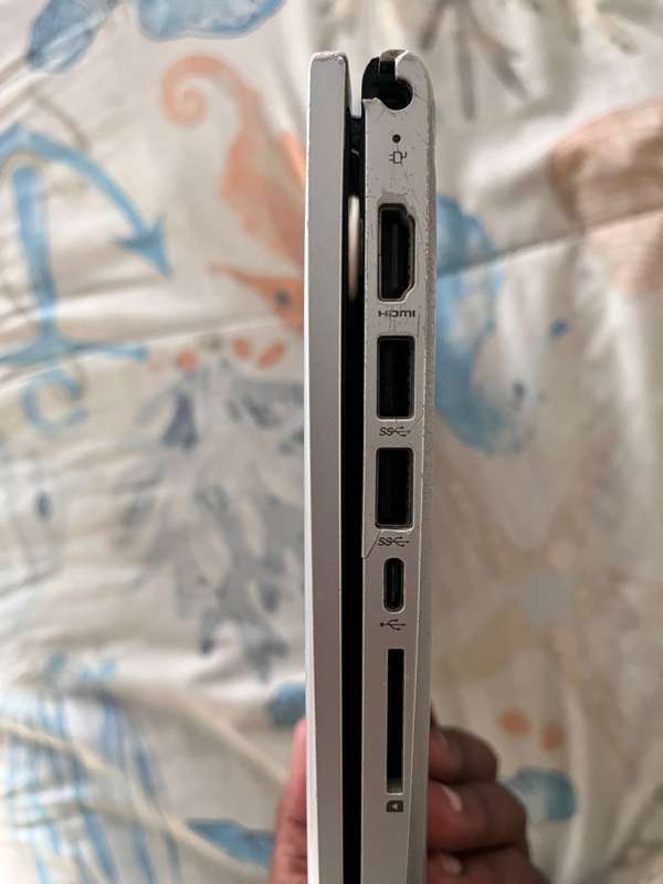 HP  Pavillion X360 14inch i5 8th Gen (please read add)