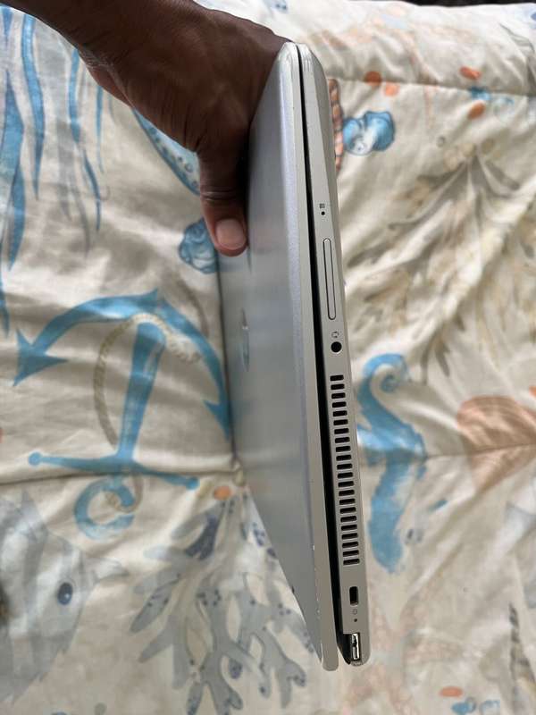 HP  Pavillion X360 14inch i5 8th Gen (please read add)