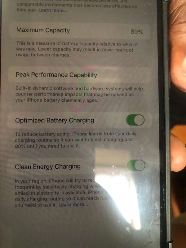 iPhone 14 Pro Max 256GB (FREE UAG CASE)