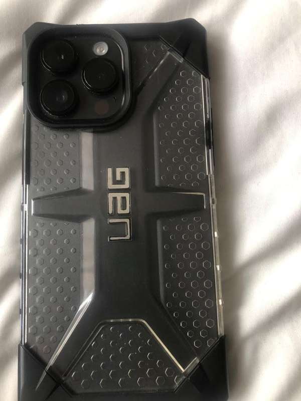 iPhone 14 Pro Max 256GB (FREE UAG CASE)