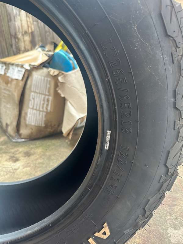 Off road tyres (265/65/18) 95% tyre tread
