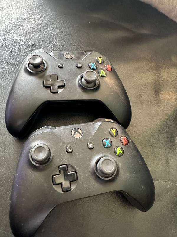 Xbox Series Controller (please read description)