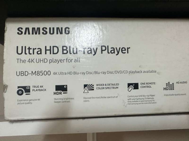 Samsung ubd-m8500 4K Blu-ray player