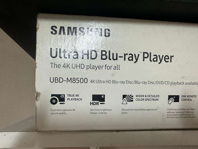 Samsung ubd-m8500 4K Blu-ray player
