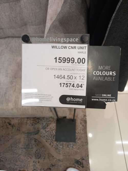 Willow corner Unit (used 6months) COLLECTION ONLY IN RUSTENBURG