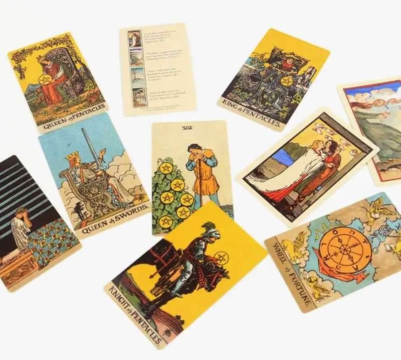 Smith-Waite® Tarot Borderless Edition 84 Cards Deck