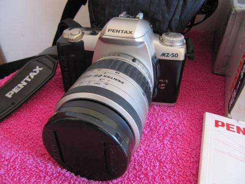 Pentax MZ 50 + Extras