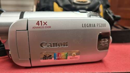 Canon Legria FS200 video and still camera