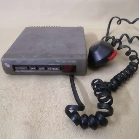 Tracer 959 cb radio ( No Power Cable)