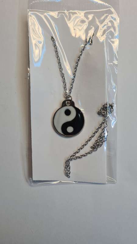 Necklace with pendant