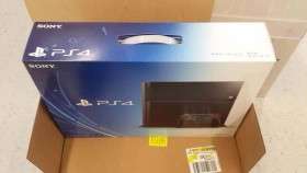 Playstation 4 + controller