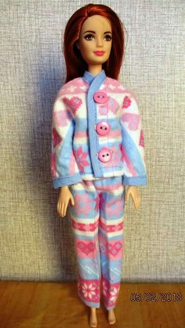 Barbie winter pyjamas - blue binding