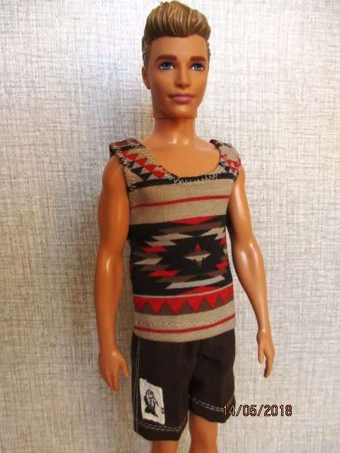 Ken - Barbie - doll's beach set - brown