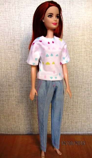 Barbie doll's denim jeans + white print T-shirt