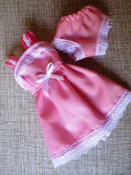 Barbie doll's sleeping bag and nightie set - yellow butterfly +pink