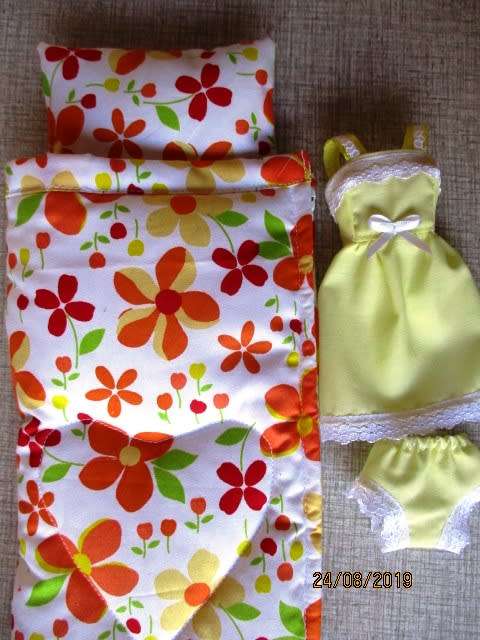 Barbie doll's SUMMER HOLIDAY set No. 3