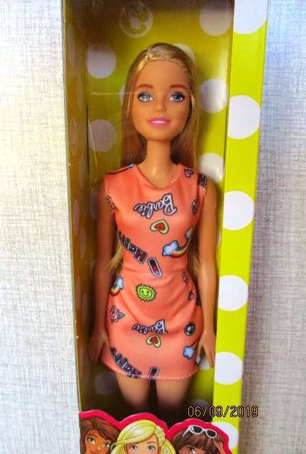 Barbie doll - NEW IN BOX -  blonde  hair 2