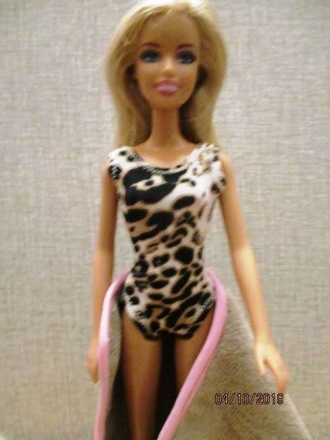 Barbie doll's bathing costume and beach towel - leopard