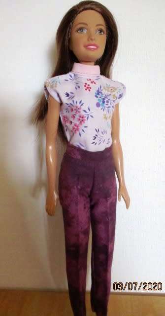 Barbie doll`s winter set - purple