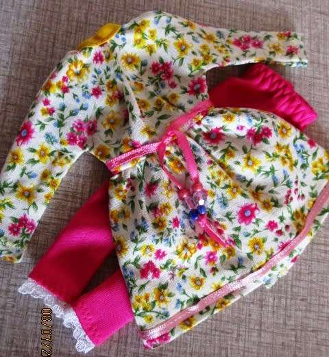 Barbie winter warmers set - six pieces plus belt