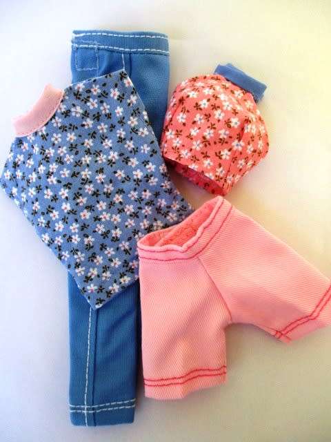 Barbie doll`s mix and match set - pink and blue