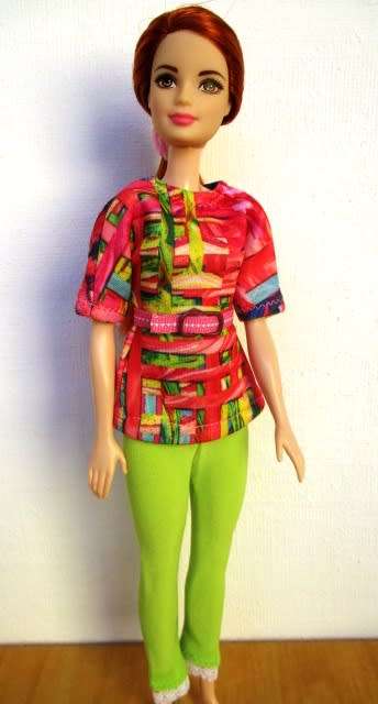 Barbie doll`s long tee with leggings and belt - lime green