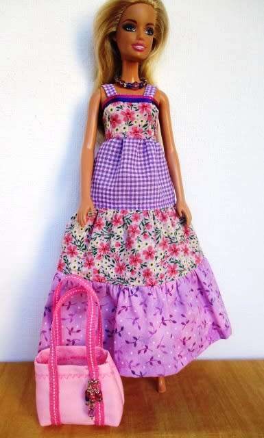 Barbie doll`s long dress with necklace and bag - pink/mauve