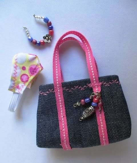 Barbie doll`s shopping bag and necklace set - denim/pink