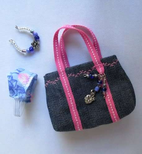 Barbie doll`s shopping bag and necklace set - denim/blue