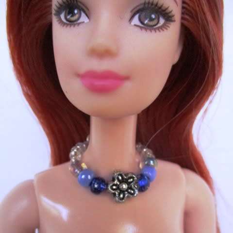 Barbie doll`s shopping bag and necklace set - denim/blue