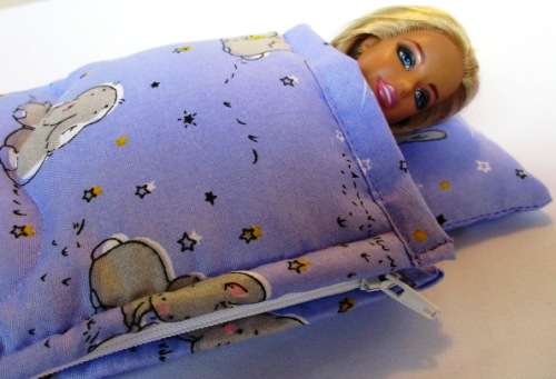 Barbie doll`s sleeping bag - bunny`s bedtime