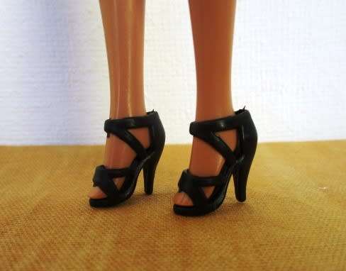 Barbie doll`s shoes - black