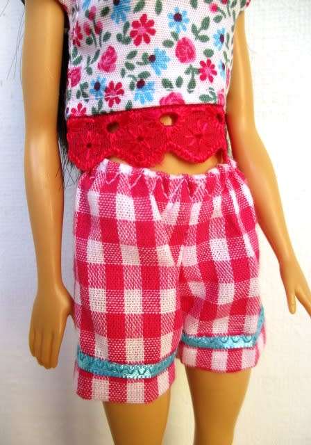 Barbie doll`s shorts and crop top - pink/turquoise