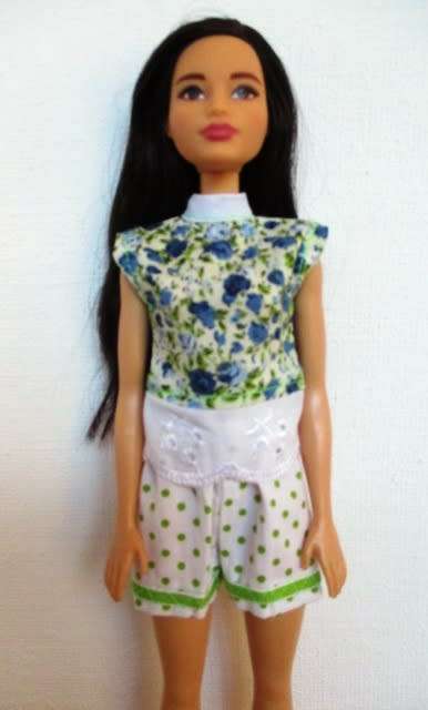 Barbie doll`s mix and match set - pants, shorts, two tops - lime green