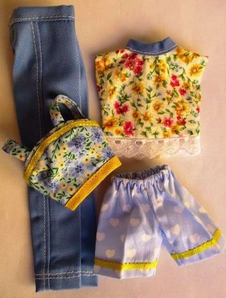 Barbie doll`s mix and match set - pants, shorts, two tops - blue/yellow
