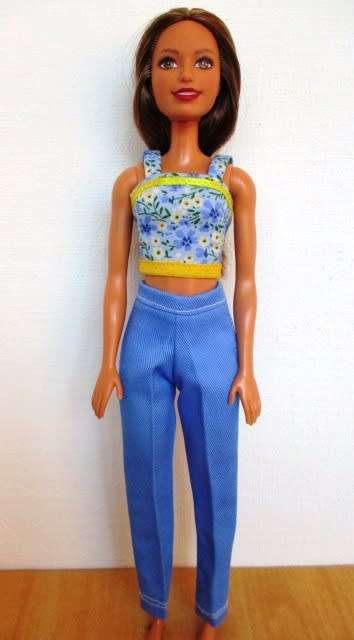 Barbie doll`s mix and match set - pants, shorts, two tops - blue/yellow