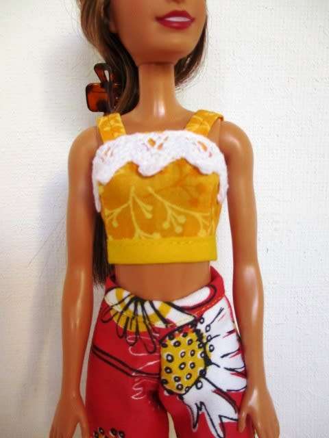 Barbie doll`s shorts and strap top - red/yellow