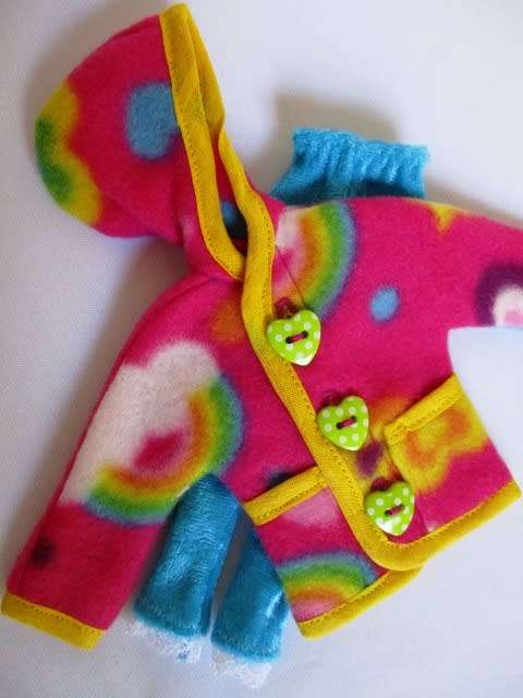 Barbie doll`s fleece hoodie and leggings - pink print/turquoise