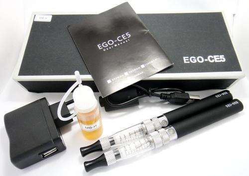 EGO CE5 e-cigarette 2pcs + FREE LIQUID!!