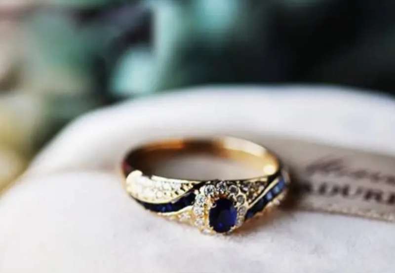 Noble Luxurious Fashion Anniversary Birthday Party Ring For Engagement / Wedding